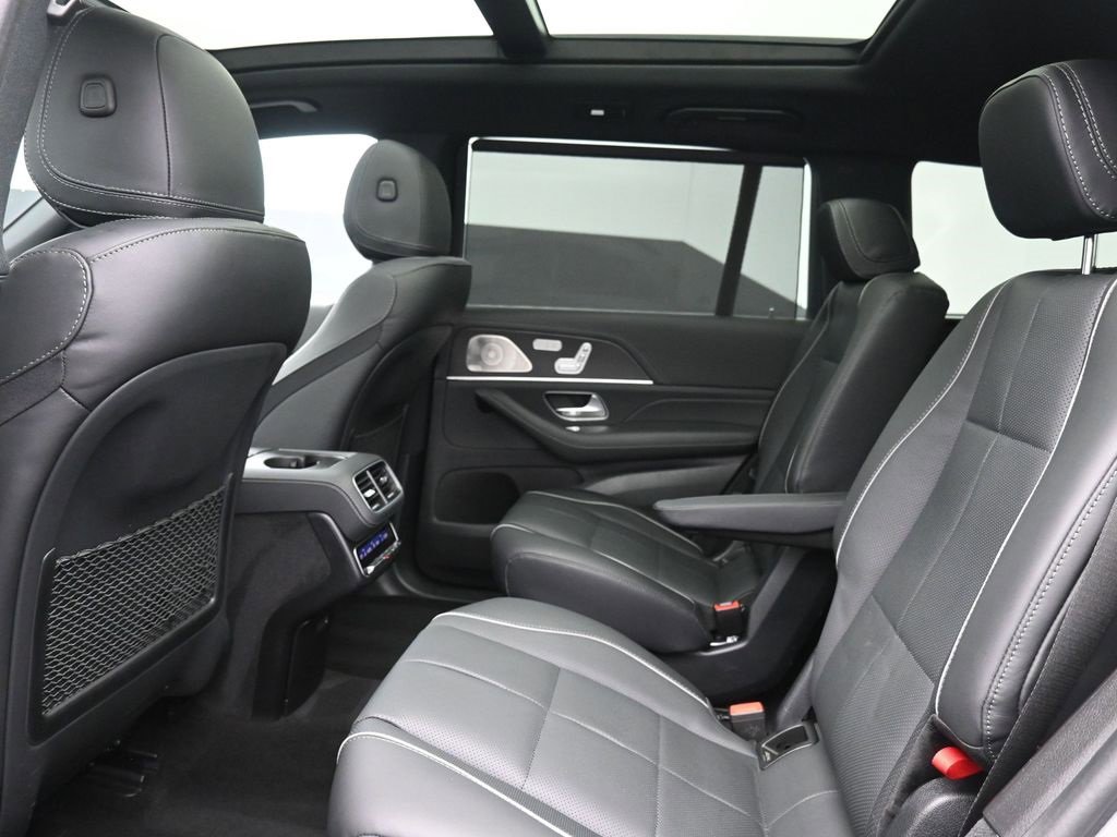 Used 2024 Mercedes-Benz GLS 580 4MATIC image 20