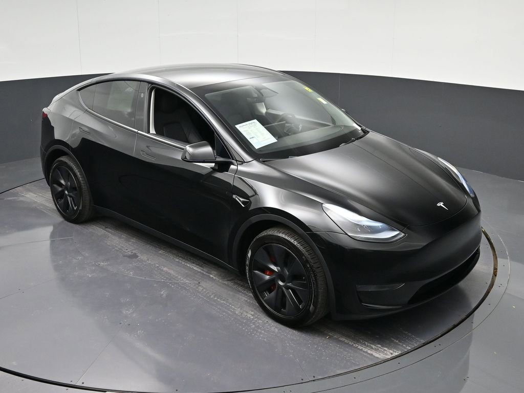 Used 2024 Tesla Model Y Long Range image 31
