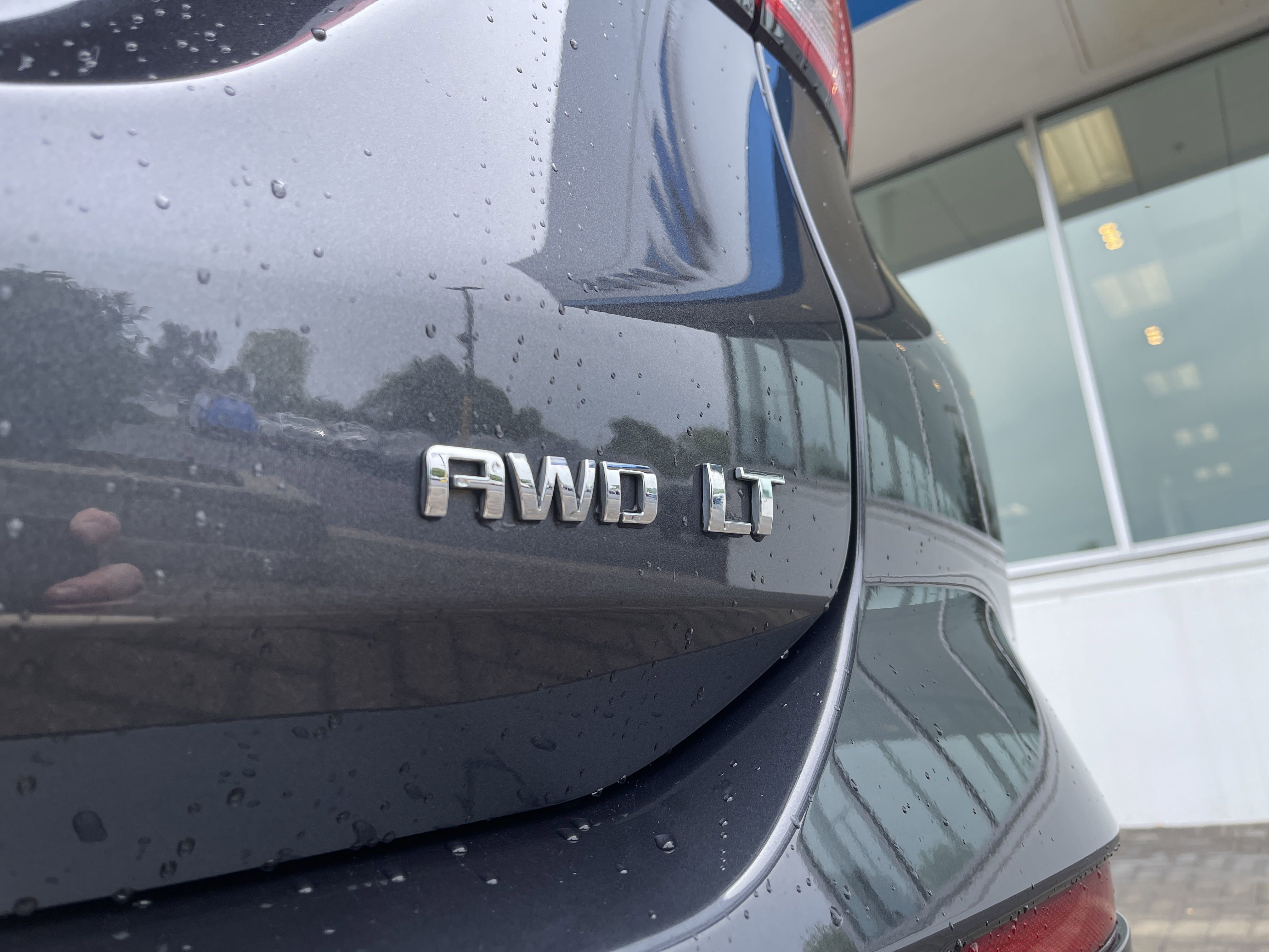 Used 2022 Chevrolet Equinox LT image 12