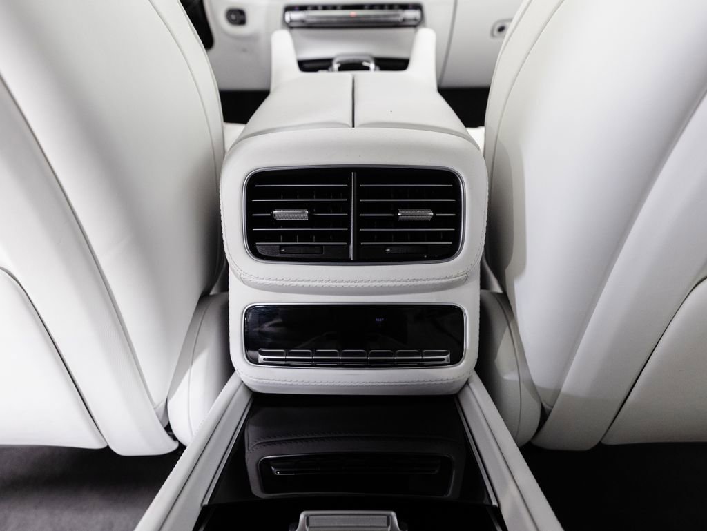 Certified 2024 Mercedes-Benz Maybach GLS 600 4MATIC image 30