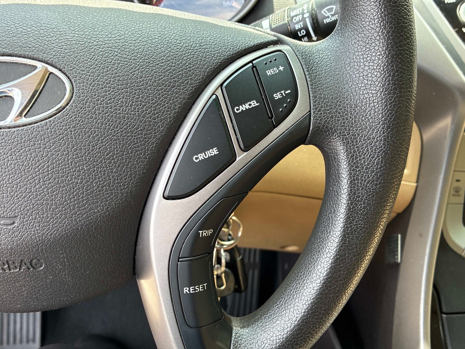 Used 2013 Hyundai Elantra GLS FWD image 22