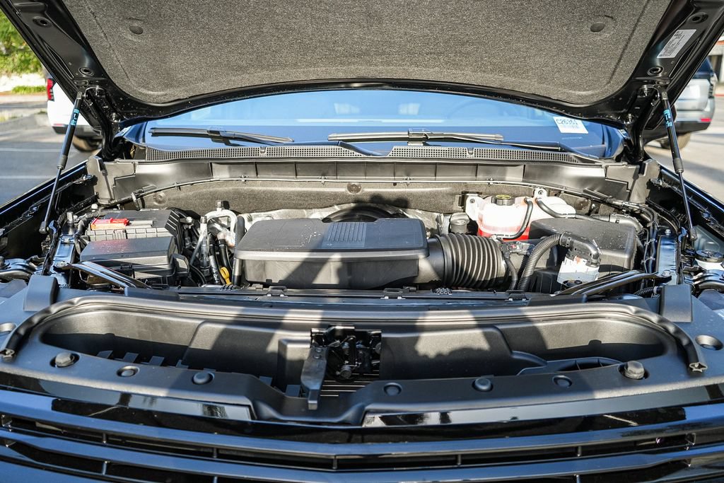 New 2026 Chevrolet Suburban RST w/ Comfort Package AWD/4WD image 27