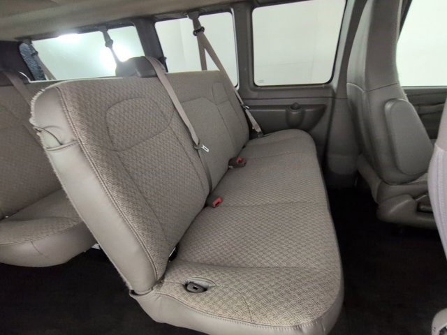Certified 2025 Chevrolet Express 3500 LT w/ LT Preferred Equipment Group RWD image 30