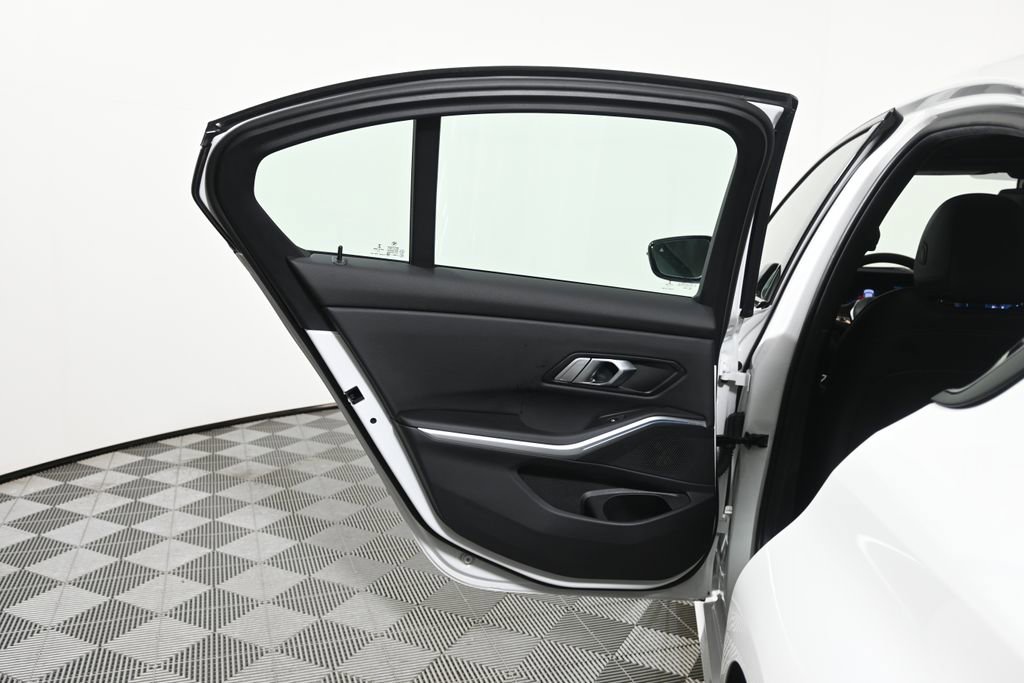 Certified 2023 BMW 330e xDrive w/ Premium Package image 30