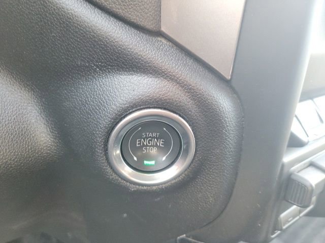 Used 2026 Chevrolet Silverado 2500 Custom w/ Custom Value Package image 14