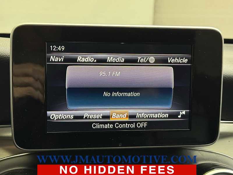 Used 2019 Mercedes-Benz GLC 300 4MATIC image 22