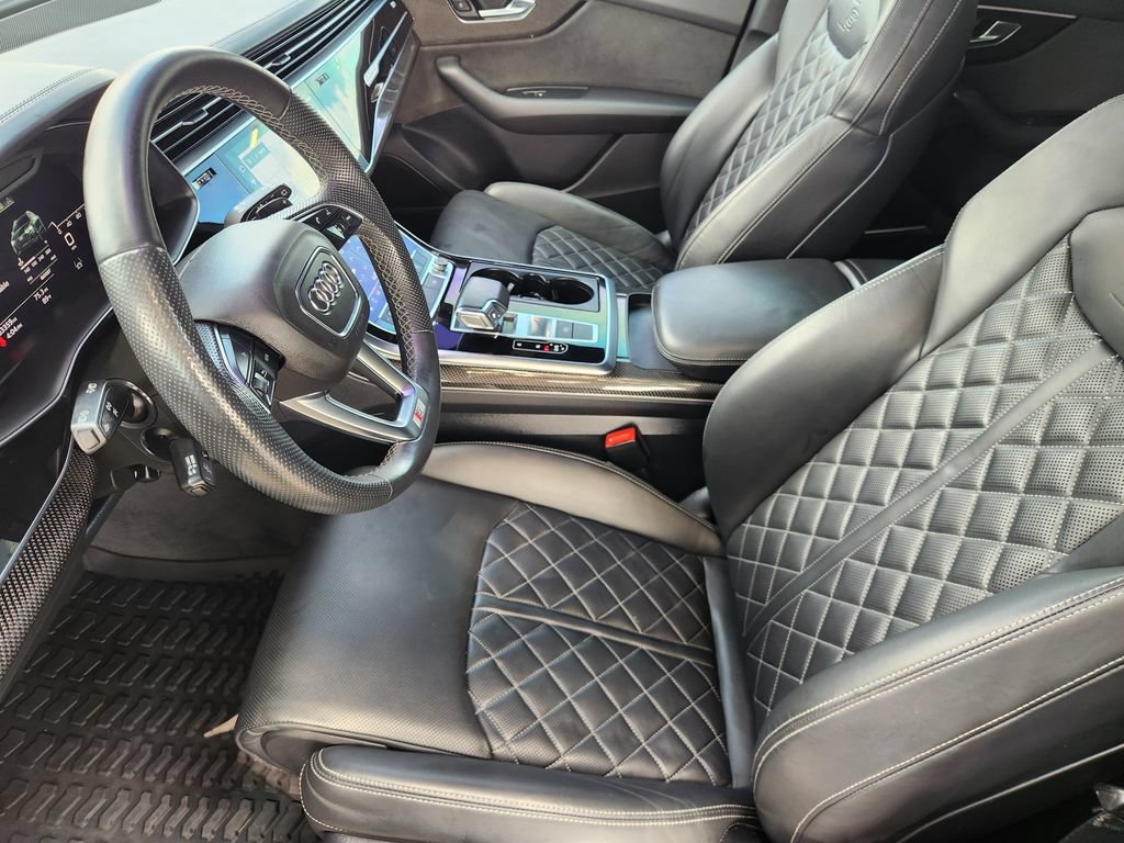 Used 2021 Audi SQ8 Premium Plus w/ SQ8 Black Optic Package AWD/4WD image 13