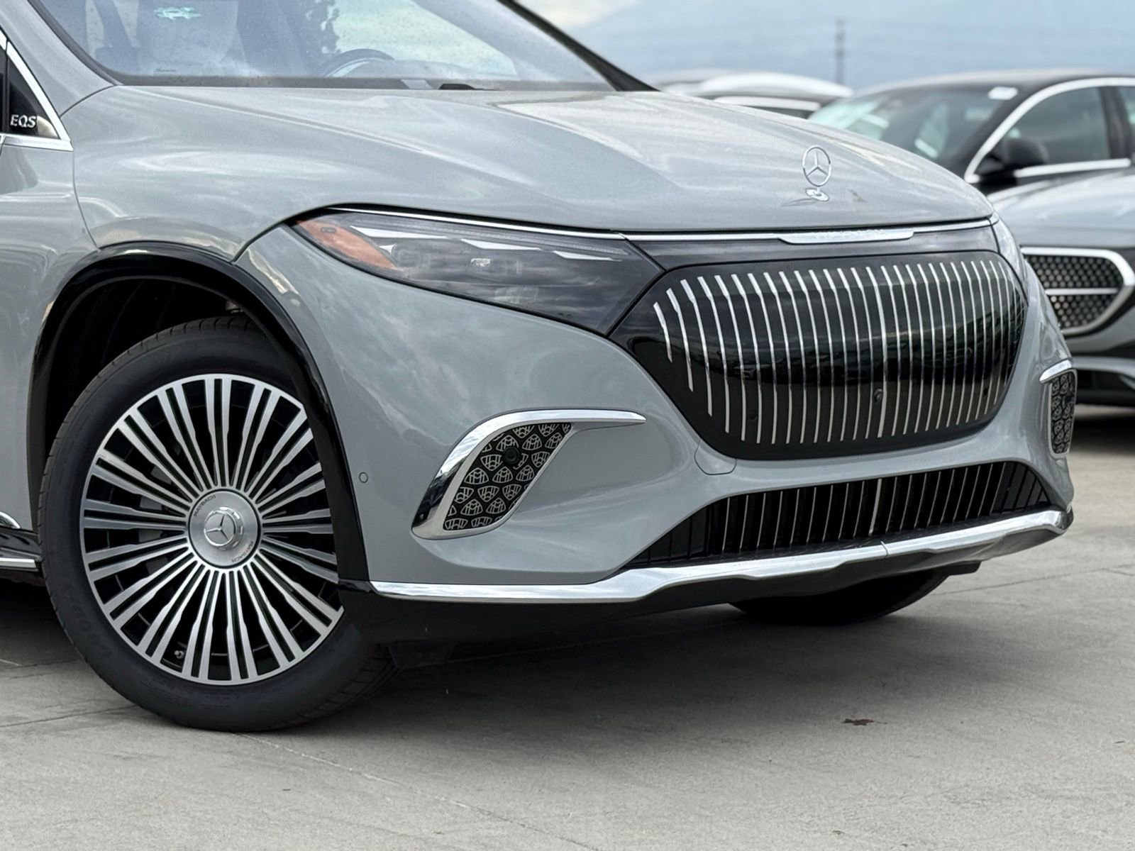 New 2025 Mercedes-Benz Maybach EQS 680 4MATIC image 3