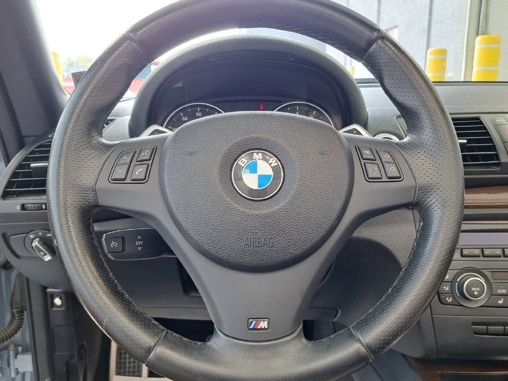Used 2012 BMW 135i Convertible RWD image 10