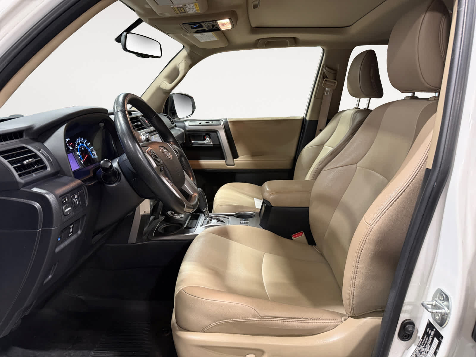 Used 2018 Toyota 4Runner SR5 Premium AWD/4WD image 10