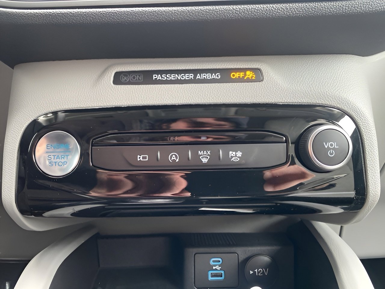 Certified 2023 Ford Escape Active w/ Tech Pack #2 image 20