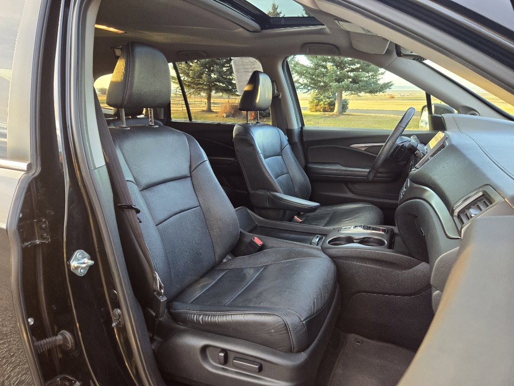 Used 2021 Honda Pilot Black Edition image 27