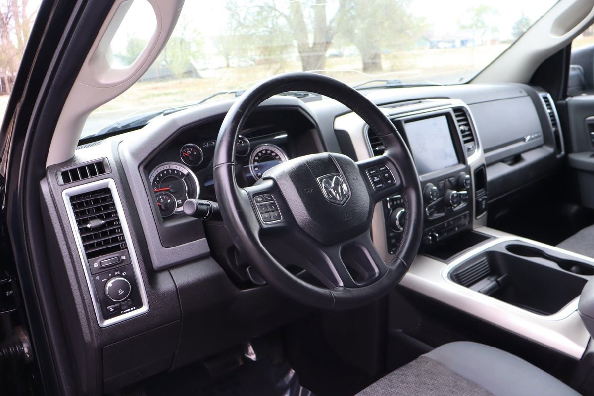 Used 2019 RAM 1500 Big Horn AWD/4WD image 16