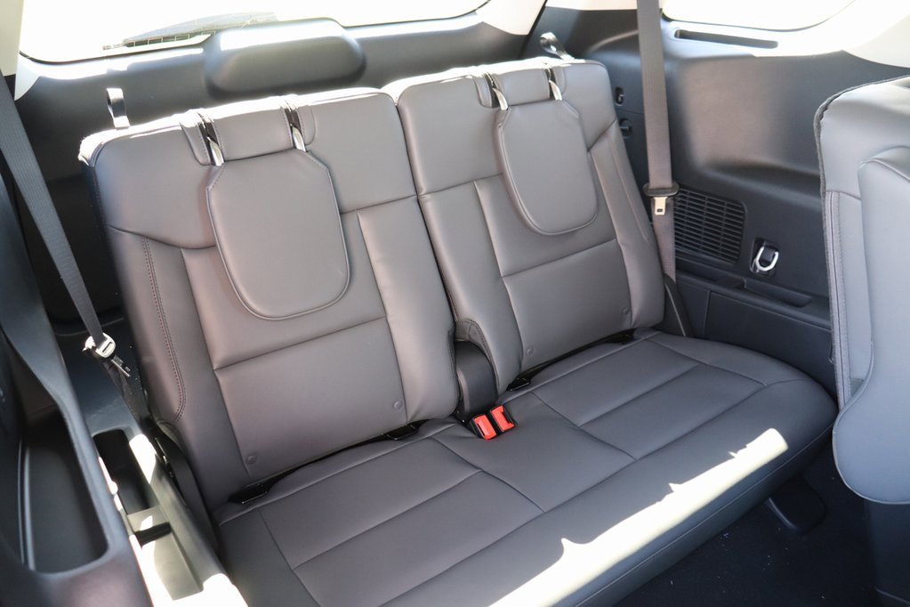 New 2026 Ford Explorer Active image 23