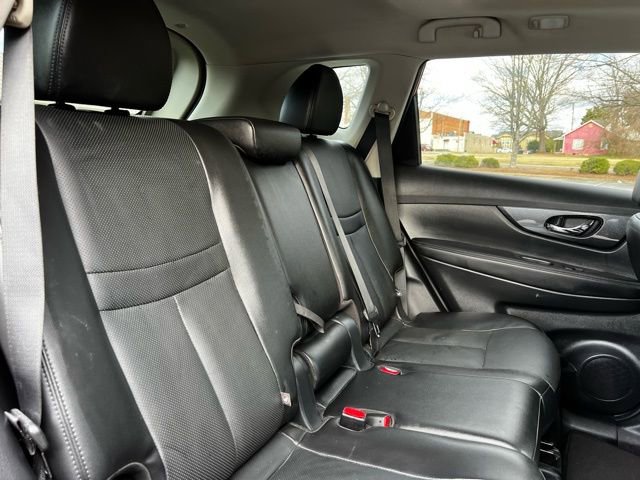 Used 2016 Nissan Rogue SL w/ SL Premium Package image 21
