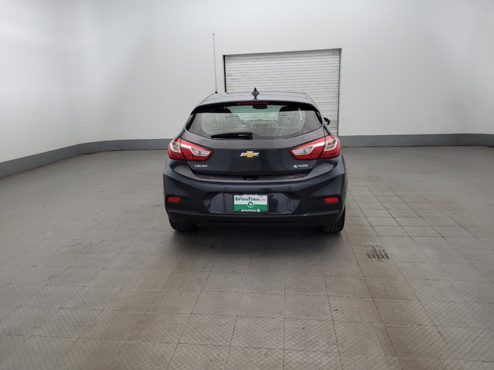Used 2018 Chevrolet Cruze Premier FWD image 7