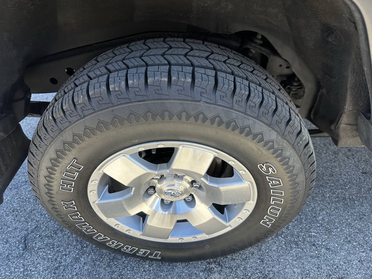 Used 2008 Toyota FJ Cruiser 4WD w/ Upgrade Pkg 2 image 5