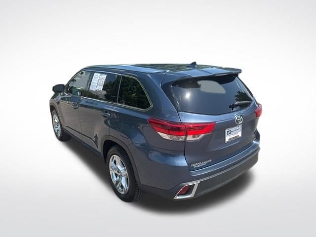 Used 2017 Toyota Highlander Limited FWD image 3