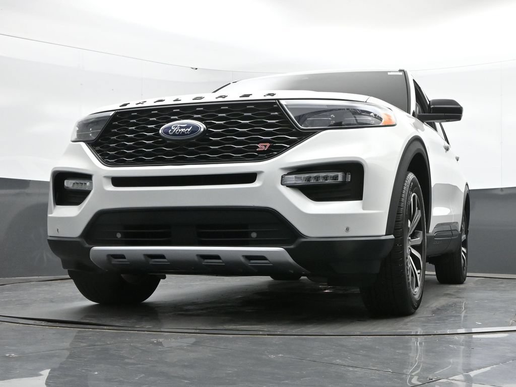 Used 2022 Ford Explorer ST AWD/4WD image 28