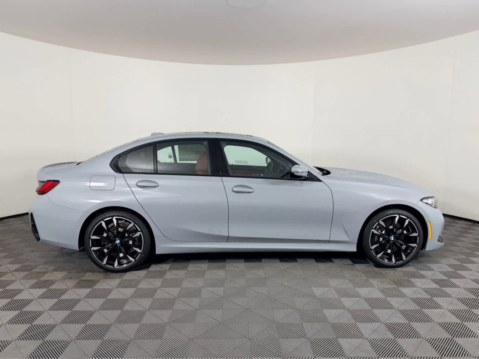 New 2026 BMW 330i xDrive Sedan AWD/4WD image 3