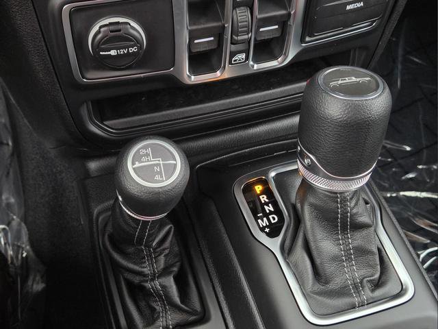 New 2026 Jeep Gladiator Sport image 15