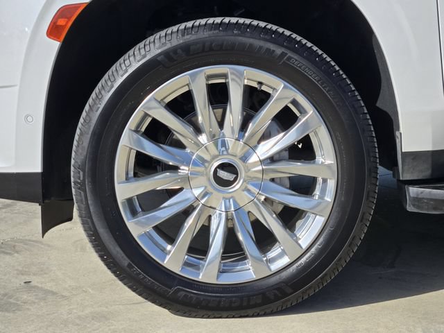 Used 2023 Cadillac Escalade Premium Luxury AWD/4WD image 11