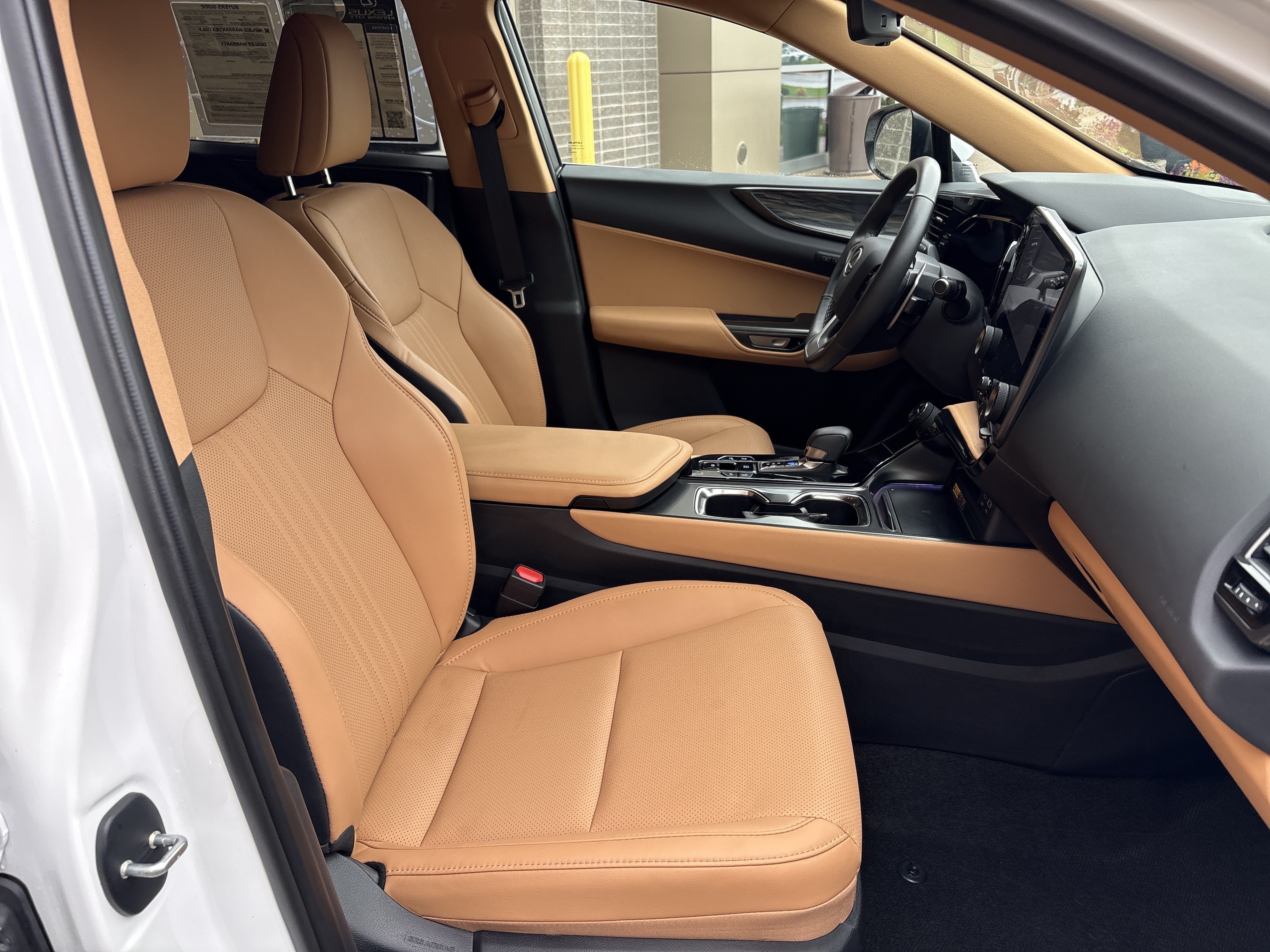 Certified 2026 Lexus NX 350 AWD w/ Accessory Package (2T) image 33