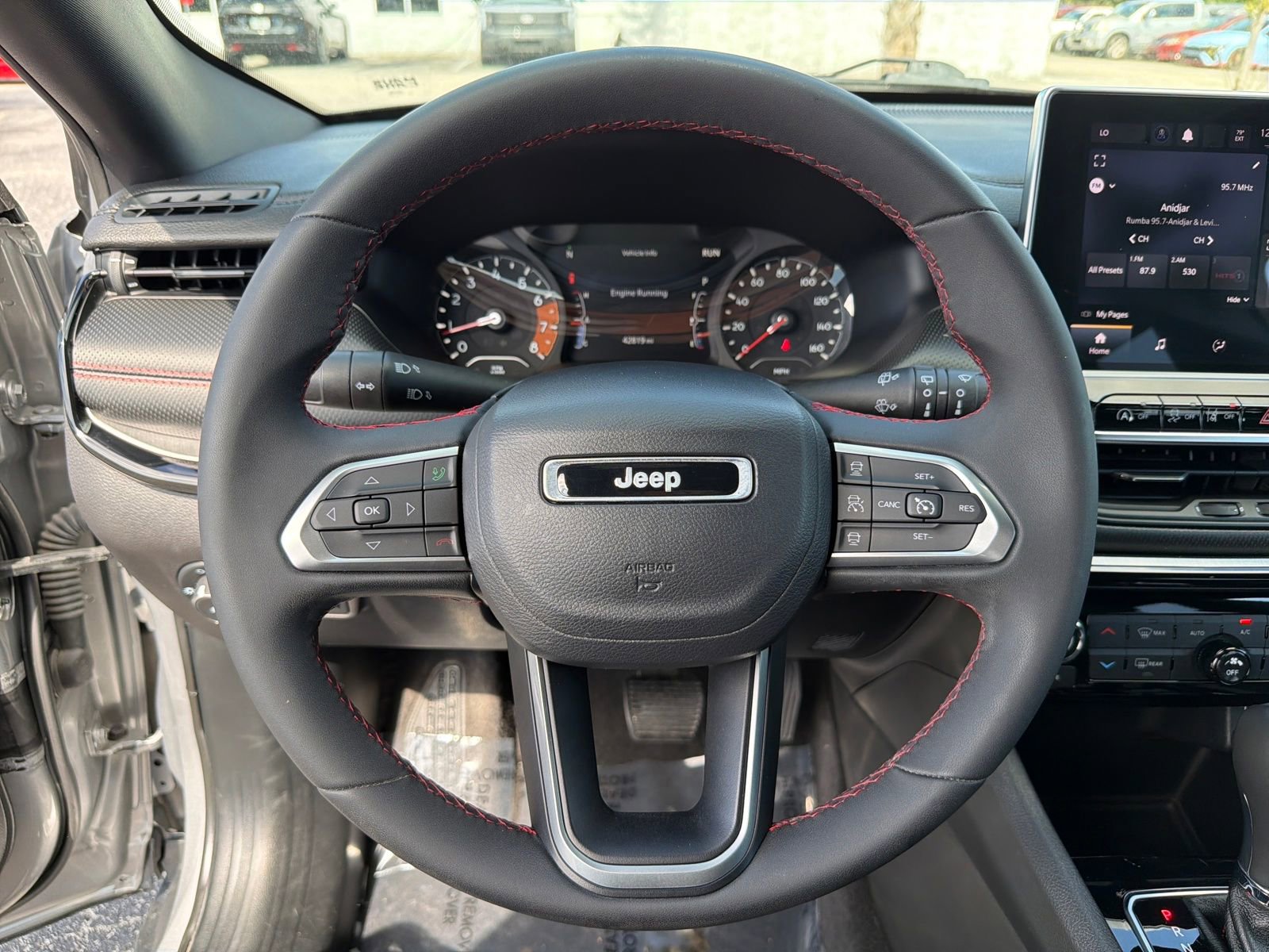 Used 2023 Jeep Compass Trailhawk image 21