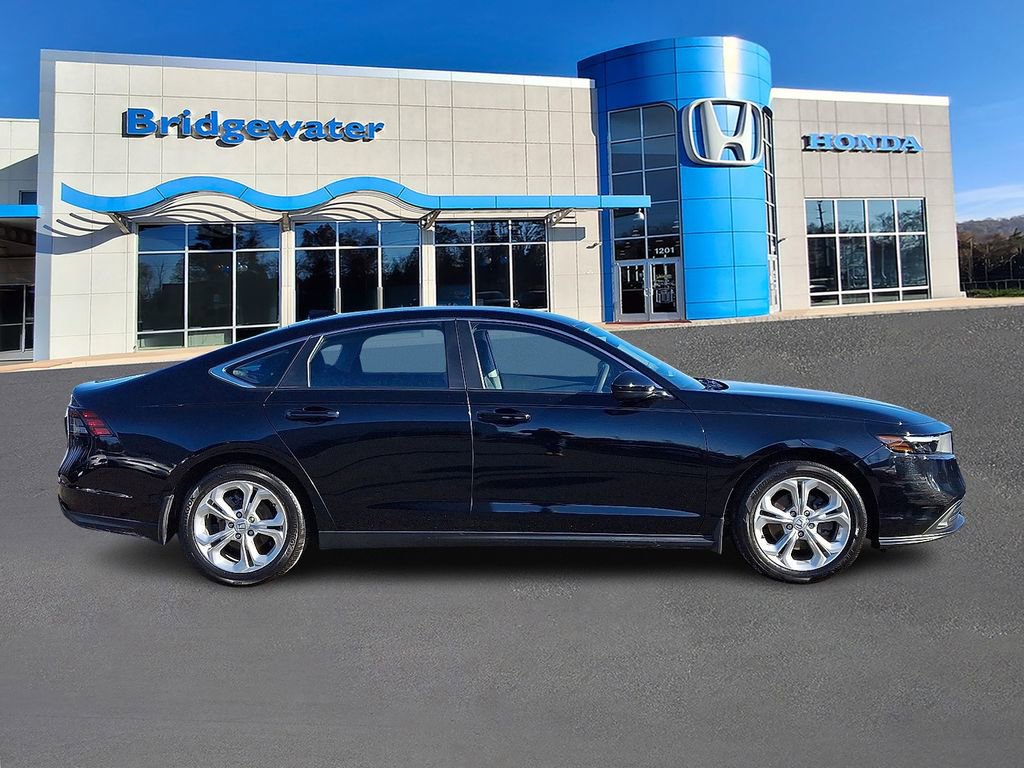 Used 2023 Honda Accord LX image 7