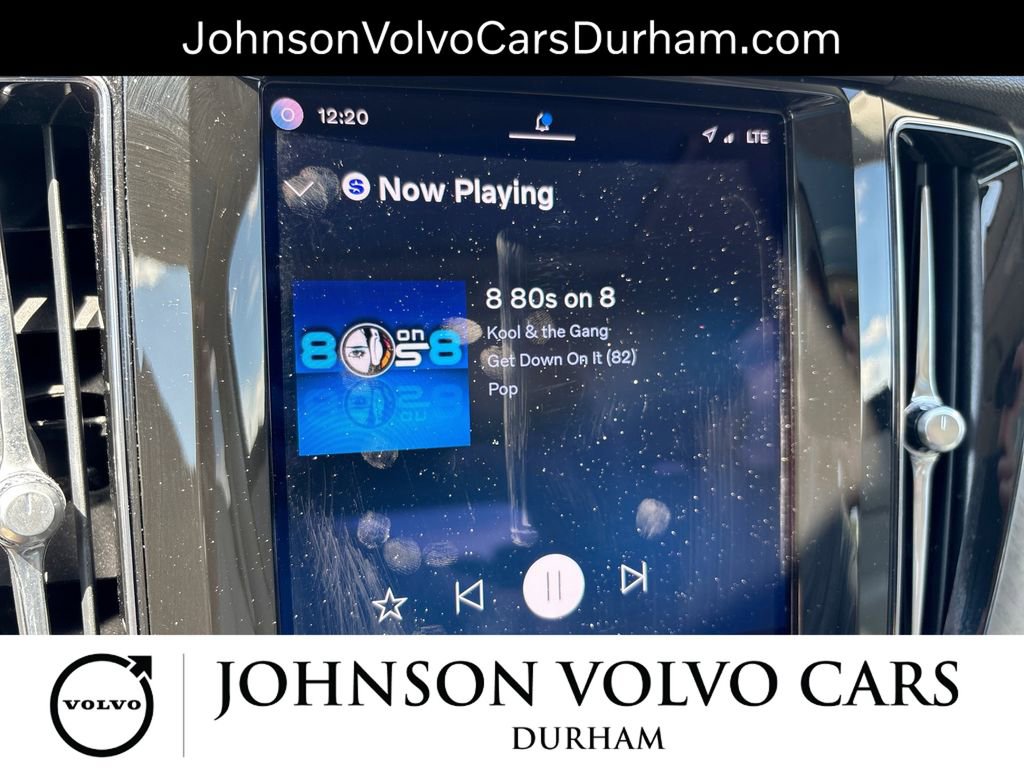 Used 2023 Volvo XC60 B5 Plus w/ Climate Package AWD/4WD image 12