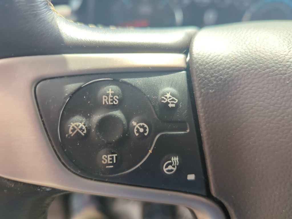 Used 2020 GMC Yukon XL Denali w/ Open Road Package image 38