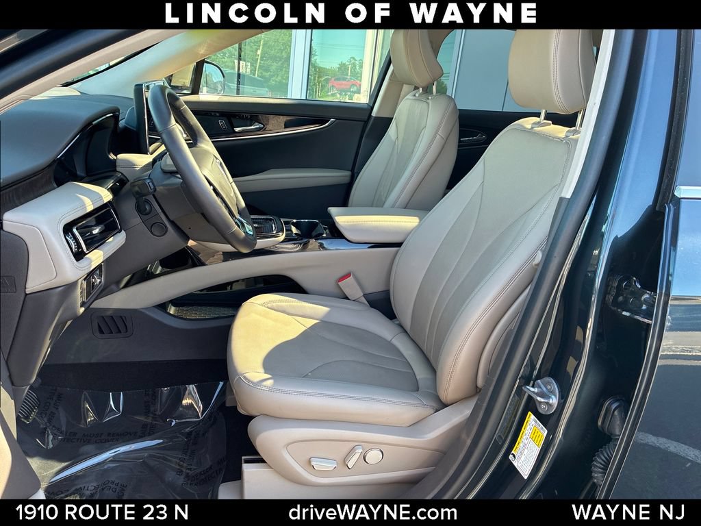 Certified 2023 Lincoln Nautilus Reserve w/ Luxury Package AWD/4WD image 12