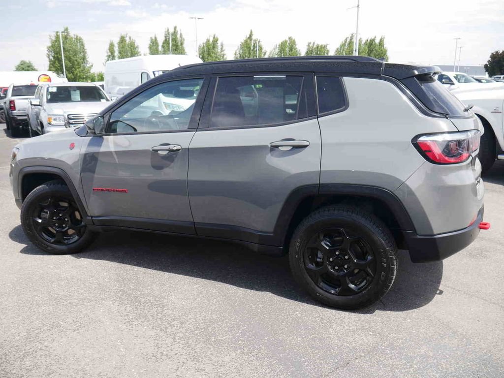 Certified 2024 Jeep Compass Trailhawk AWD/4WD image 17