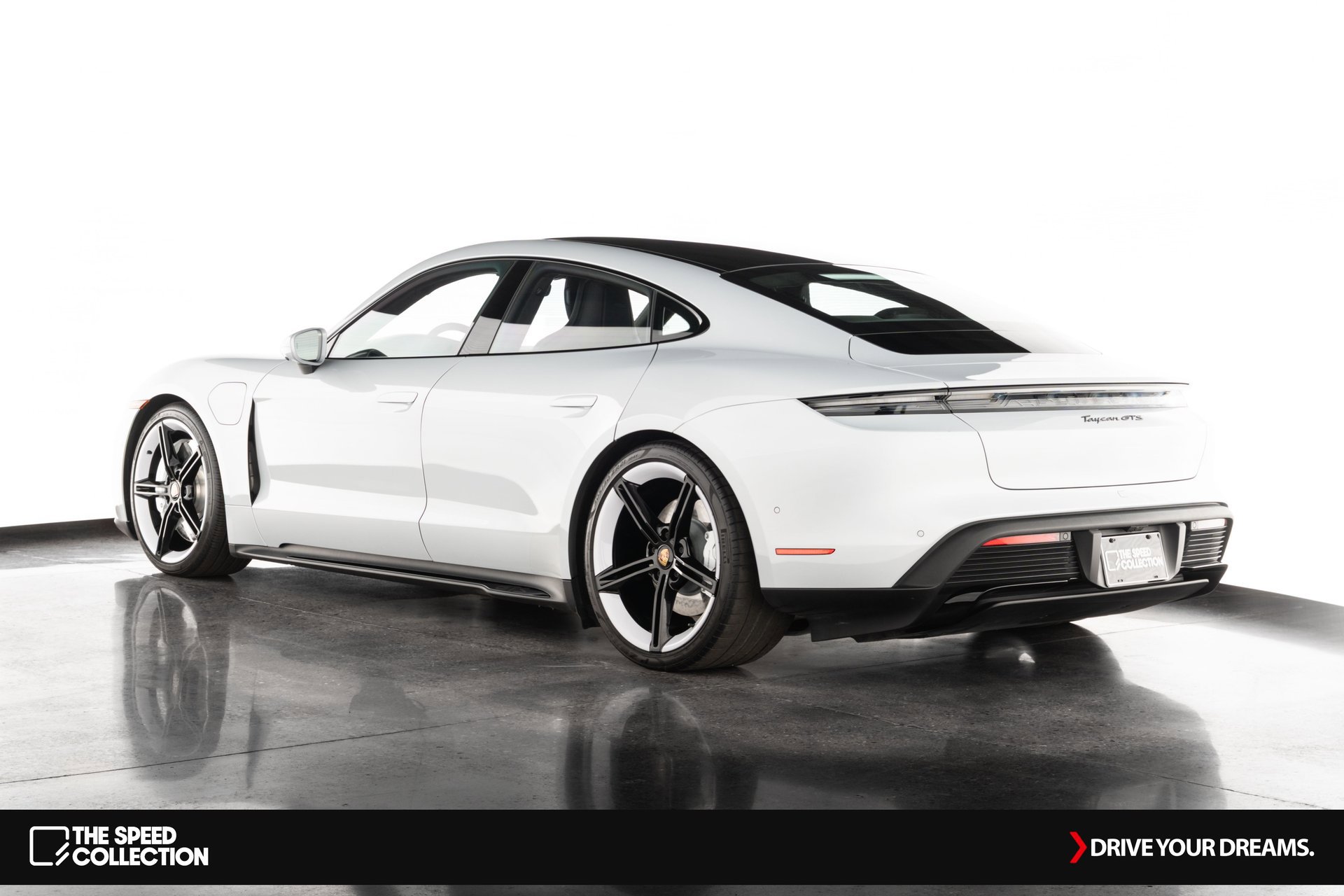 Used 2023 Porsche Taycan GTS image 6