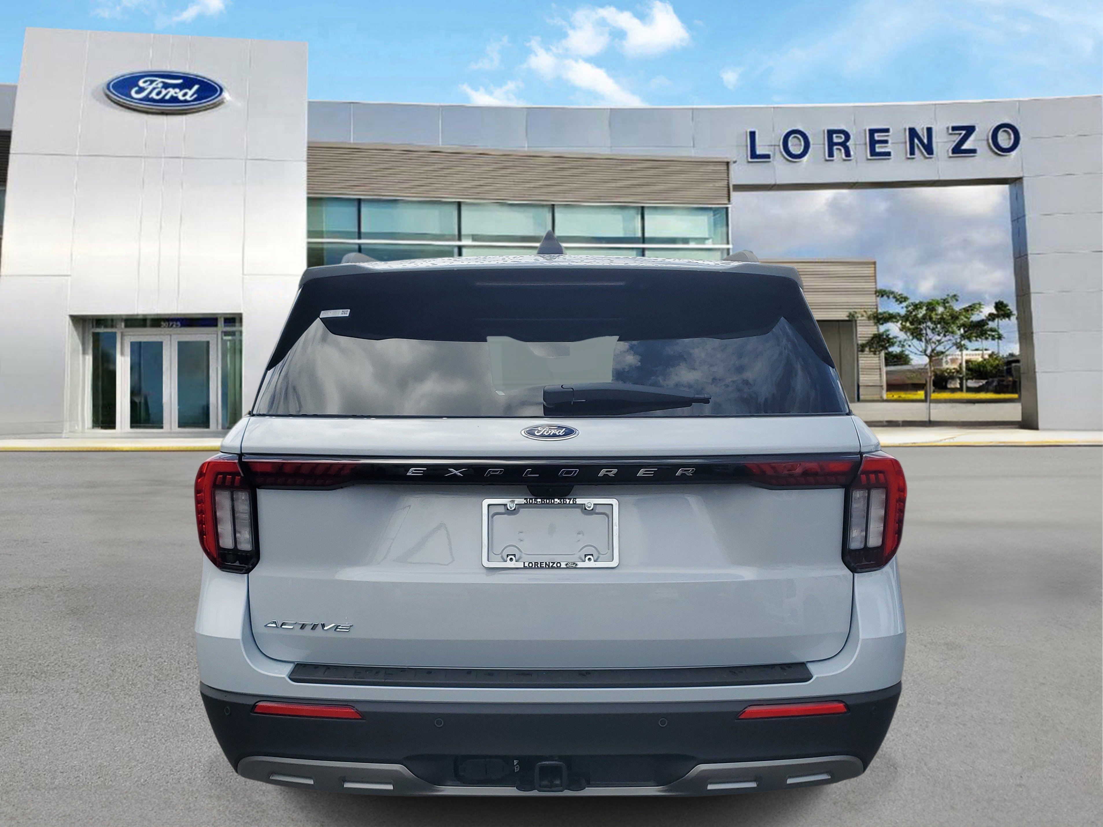 New 2026 Ford Explorer Active image 5