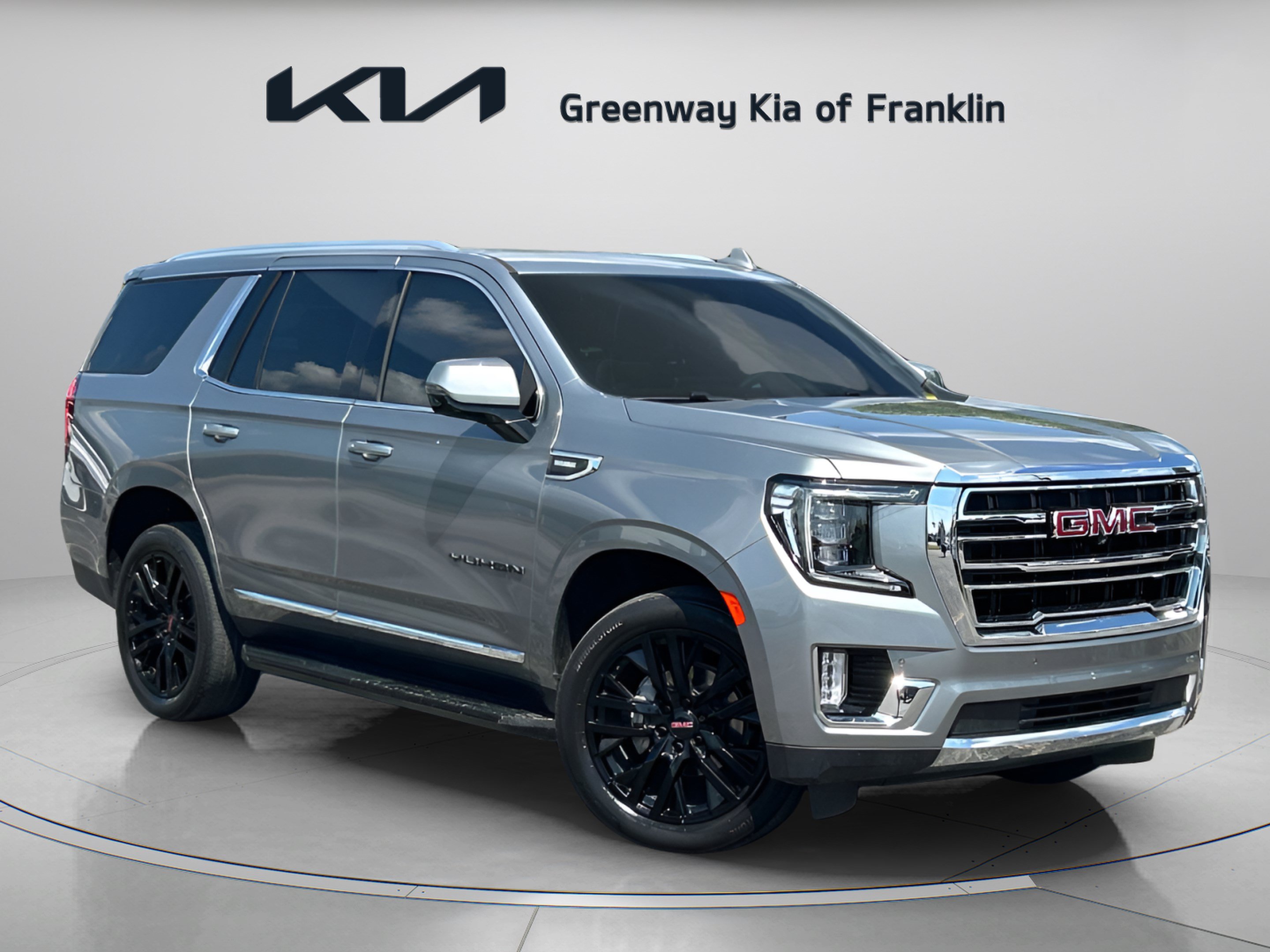 Used 2023 GMC Yukon SLT w/ SLT Luxury Package