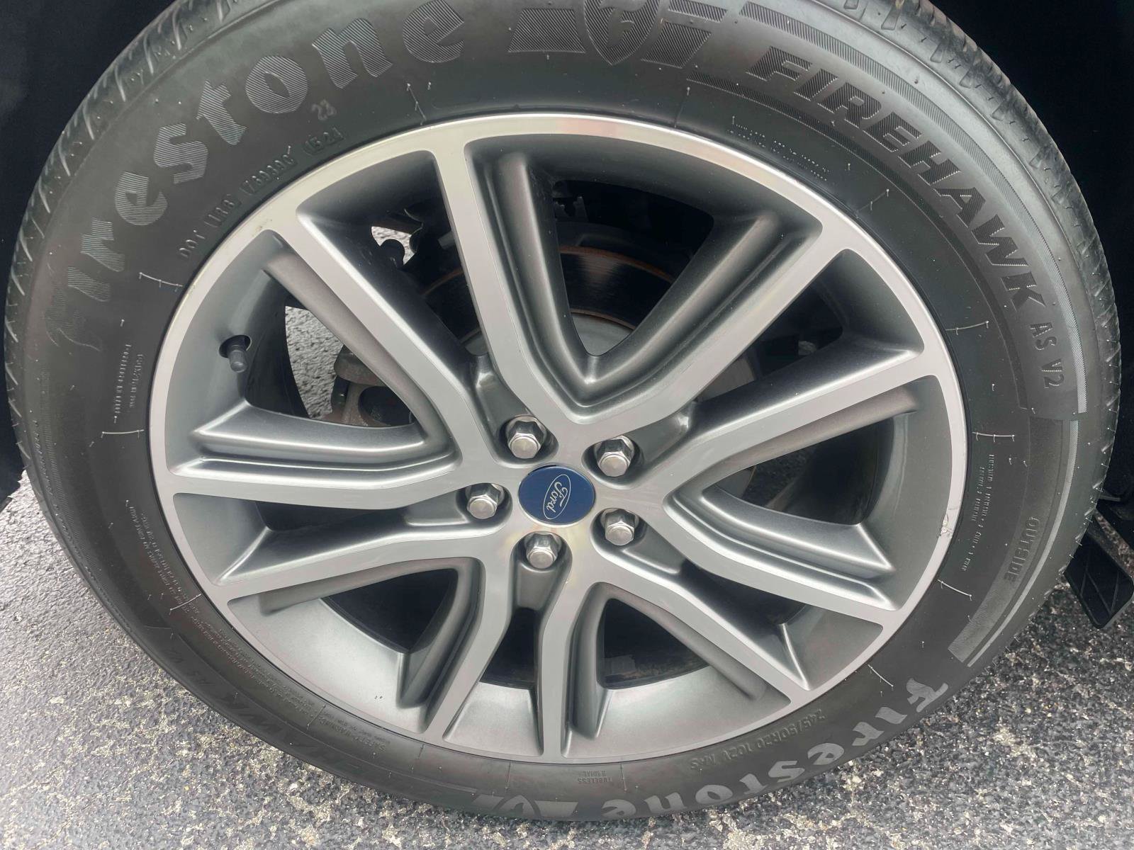 Used 2019 Ford Edge Titanium AWD/4WD image 12