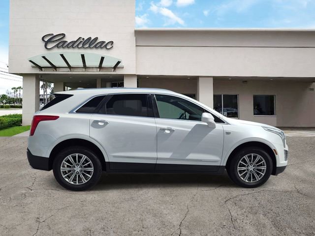 Used 2018 Cadillac XT5 Luxury w/ Driver Awareness Package image 6