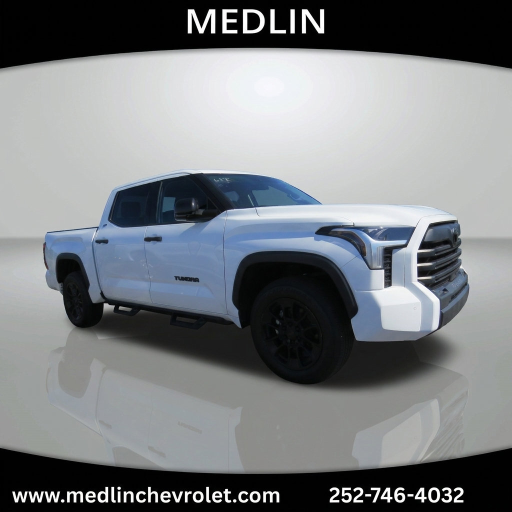 Used 2023 Toyota Tundra SR5 w/ SR5 Convenience Package AWD/4WD image 2