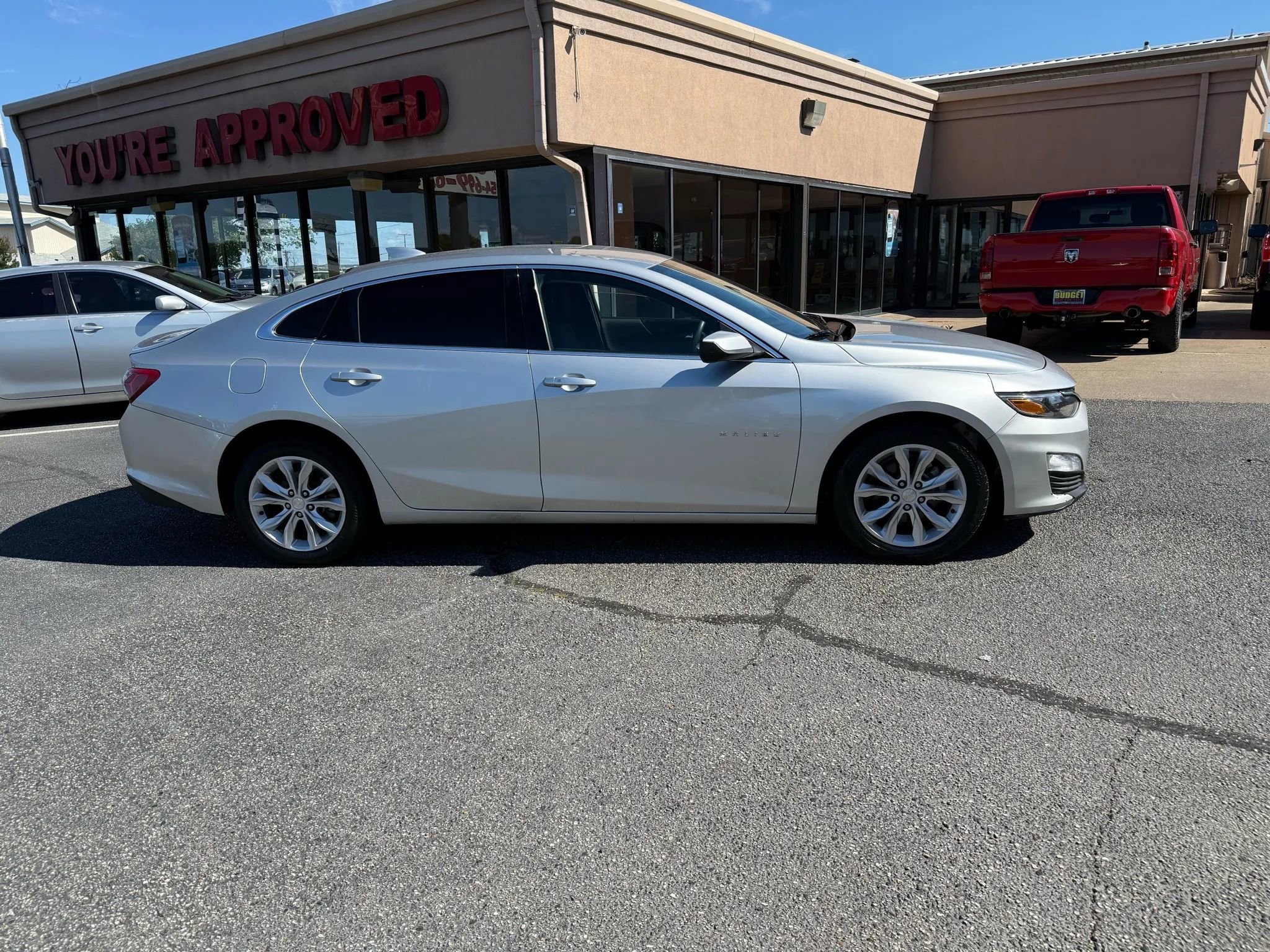 Used 2020 Chevrolet Malibu LT image 4