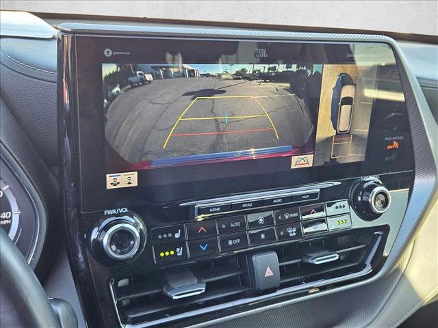 Used 2020 Toyota Highlander Platinum image 13