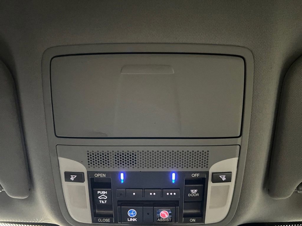 Used 2015 Acura TLX V6 w/ Technology Package image 34