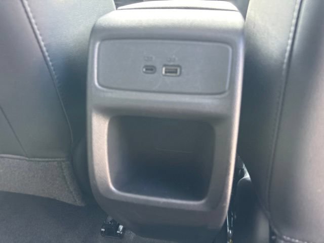 Used 2025 Chevrolet Trax LT FWD image 14