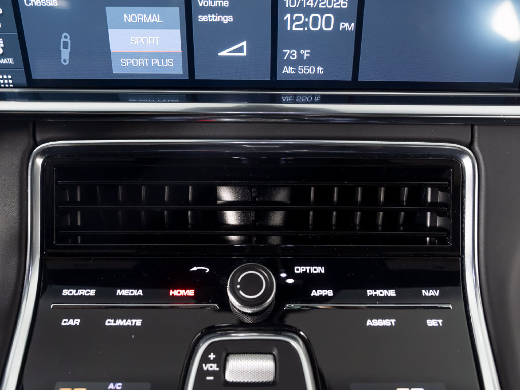 Certified 2020 Porsche Panamera GTS AWD/4WD image 31