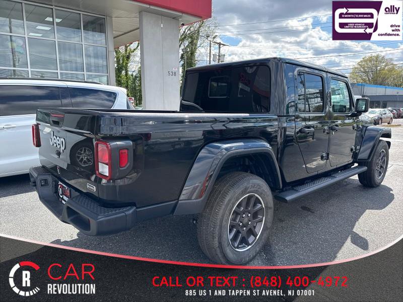 Used 2023 Jeep Gladiator Overland AWD/4WD image 7