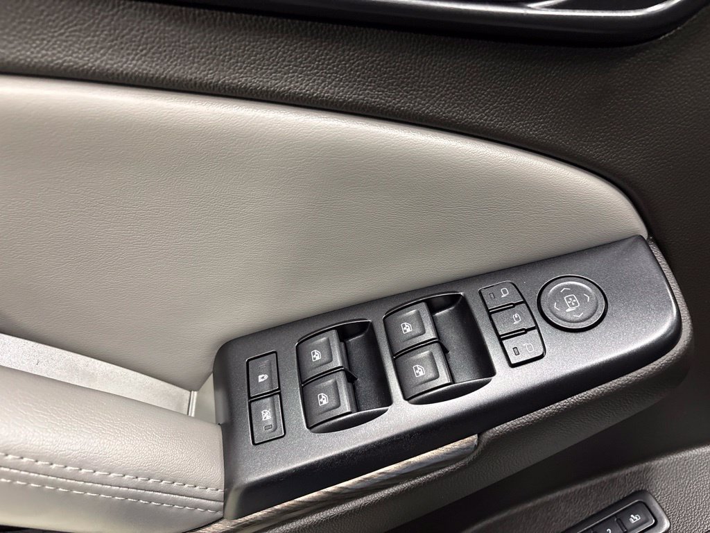 Used 2015 Chevrolet Tahoe LT AWD/4WD image 15
