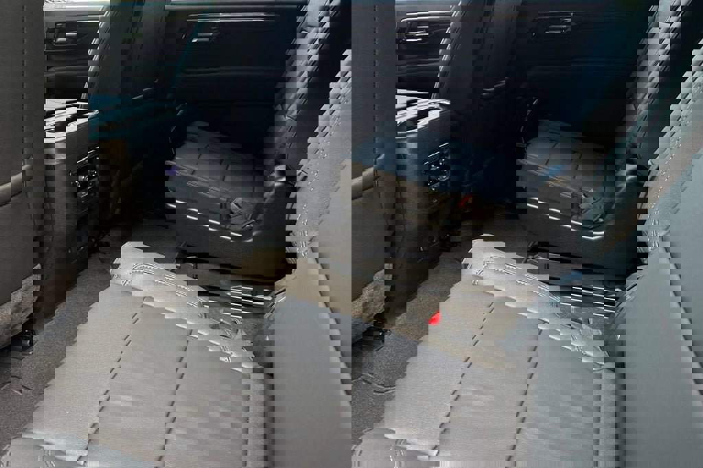 New 2026 Chevrolet Suburban Z71 w/ Comfort Package image 12