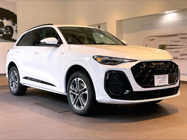 New 2026 Audi Q5 2.0T