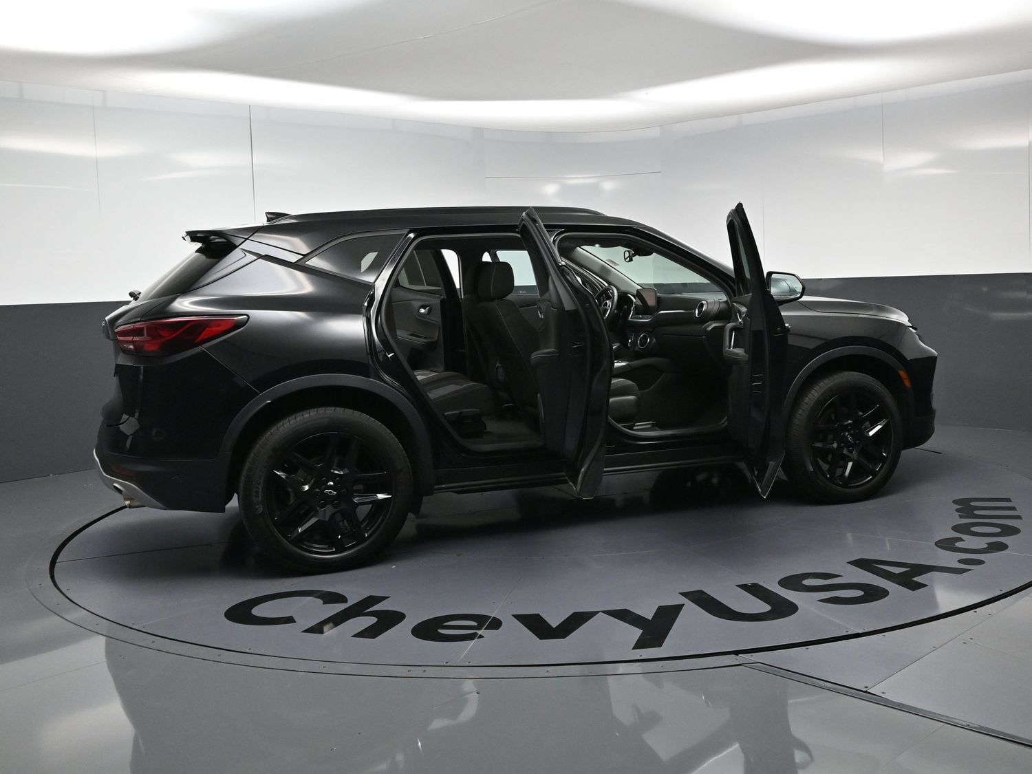 Used 2024 Chevrolet Blazer LT w/ Convenience Package FWD image 25