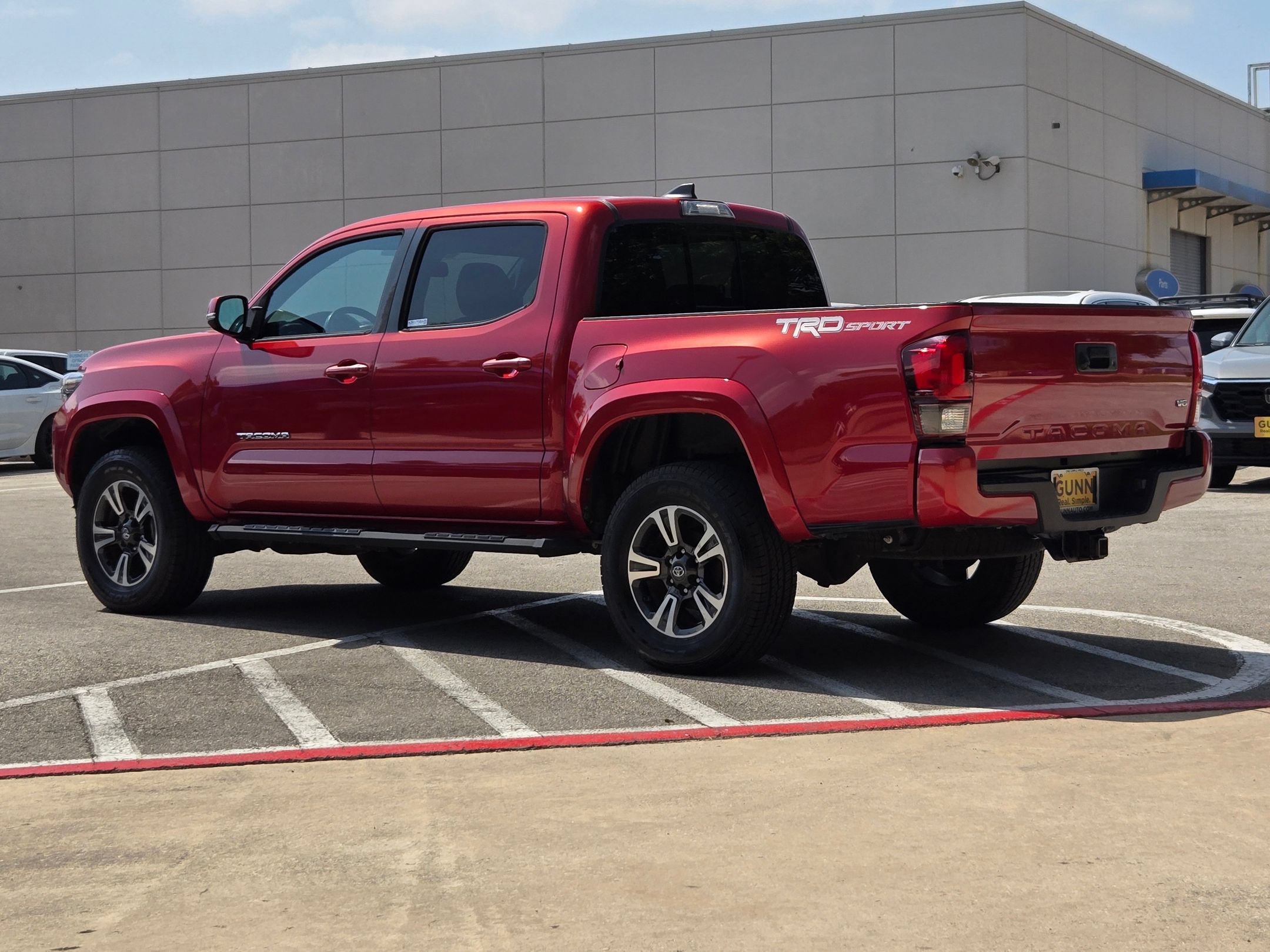 Used 2019 Toyota Tacoma TRD Sport RWD image 5